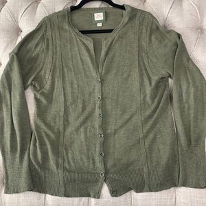 Old navy olive green button up cardigan xl